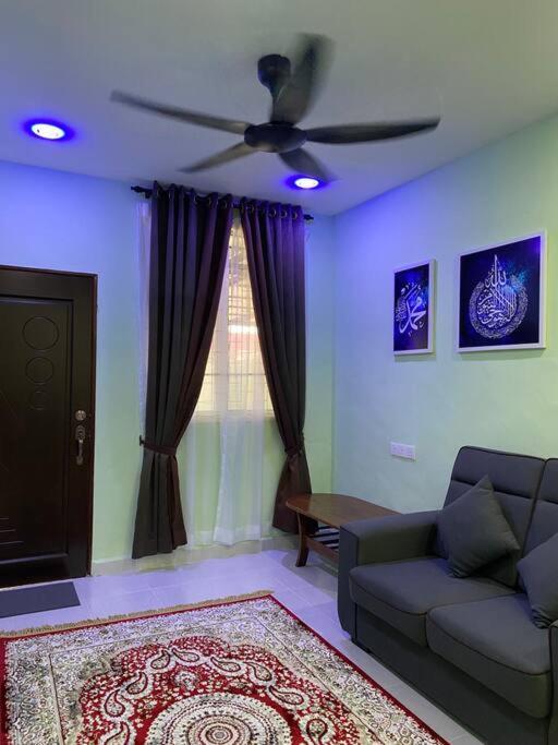Sri Aman Homestay 日得拉 外观 照片